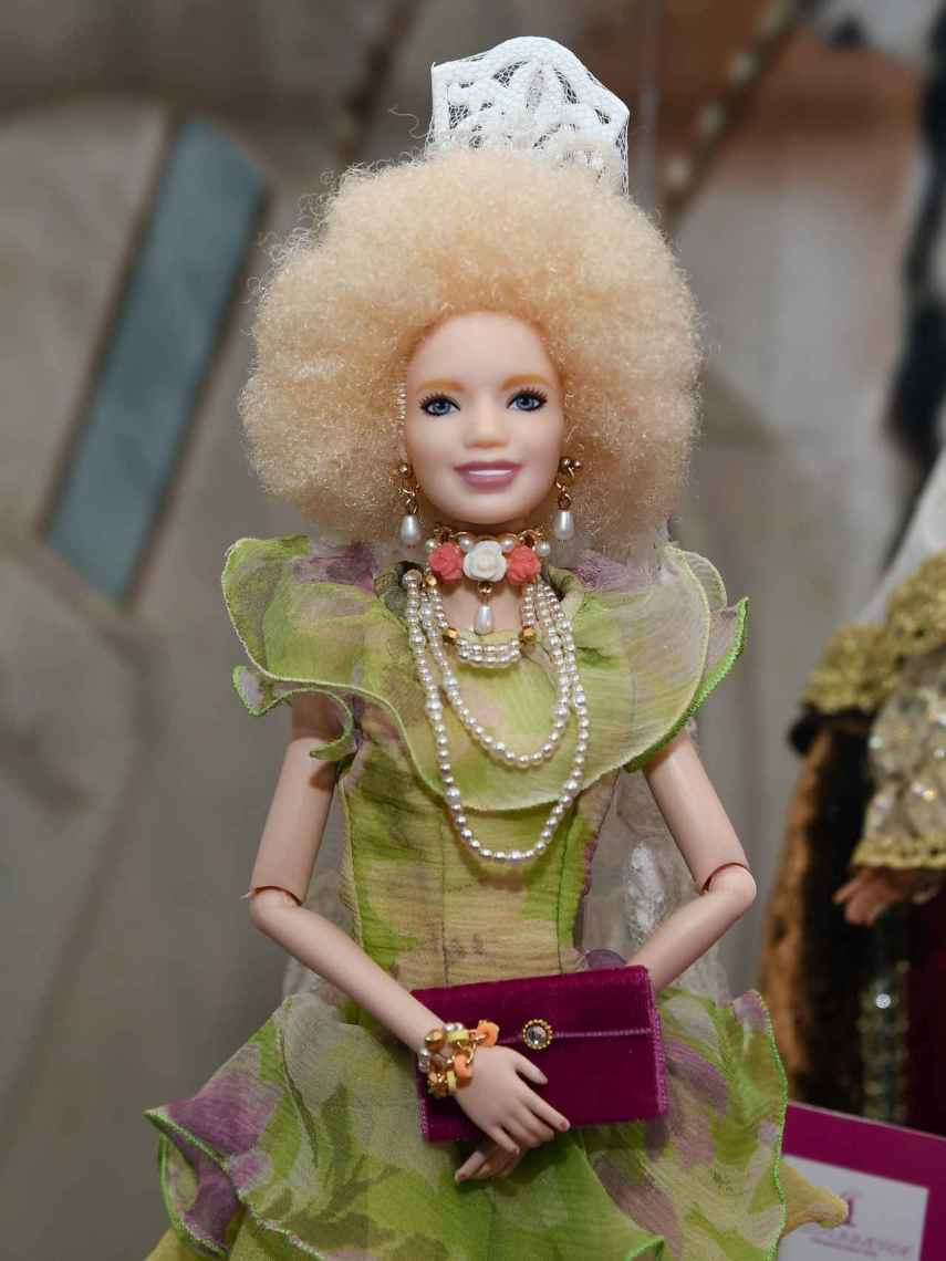 Esta es la réplica de la duquesa de Alba en muñeca Barbie.