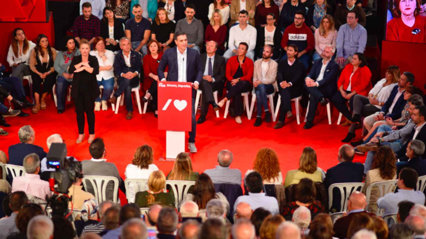 Pedro Sánchez, líder del PSOE, en un mitin en Cádiz este martes.