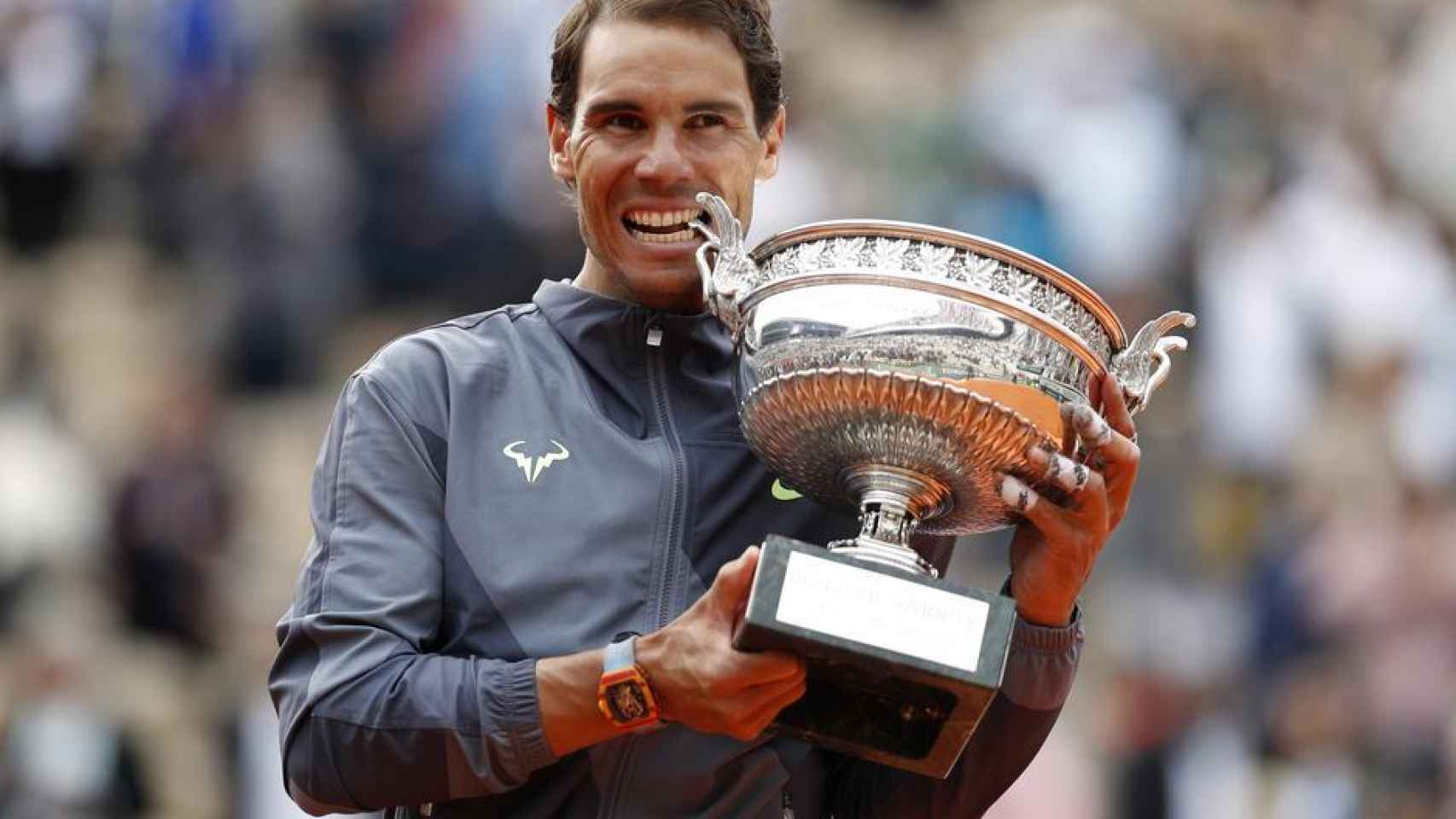 Rafa Nadal, tras ganar su 12º Roland Garros en 2019.