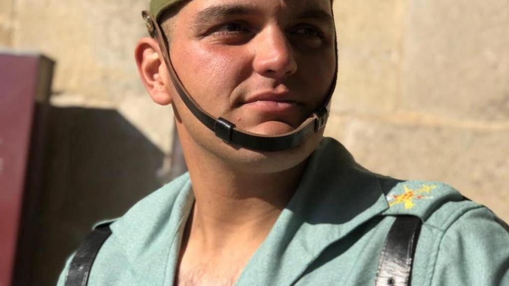 Alejandro Jiménez Cruz, con el uniforme del Ejército.