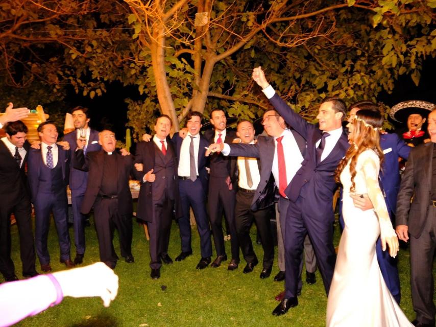 Detalle de la fiesta de la boda de Paco Ureña.