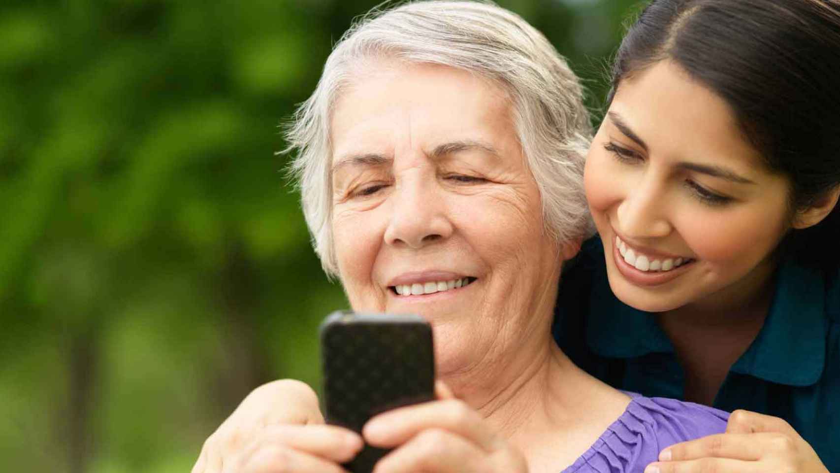 Cómo adaptar un móvil Android para tus abuelos