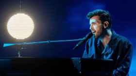El ganador de Eurovisión 2019 Duncan Laurence cancela tres conciertos tras perder la voz