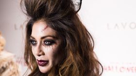 La cantante Nicole Scherzinger disfrazada de Halloween.