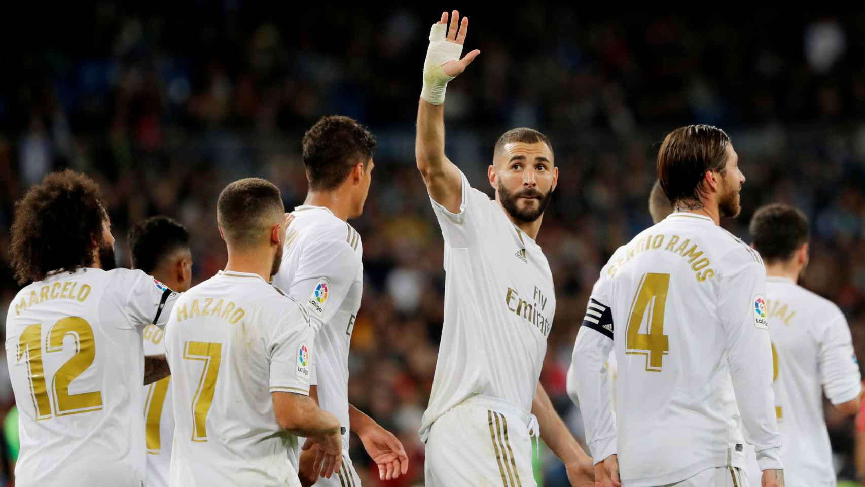 Karim Benzema celebra su gol de penalti al Leganés