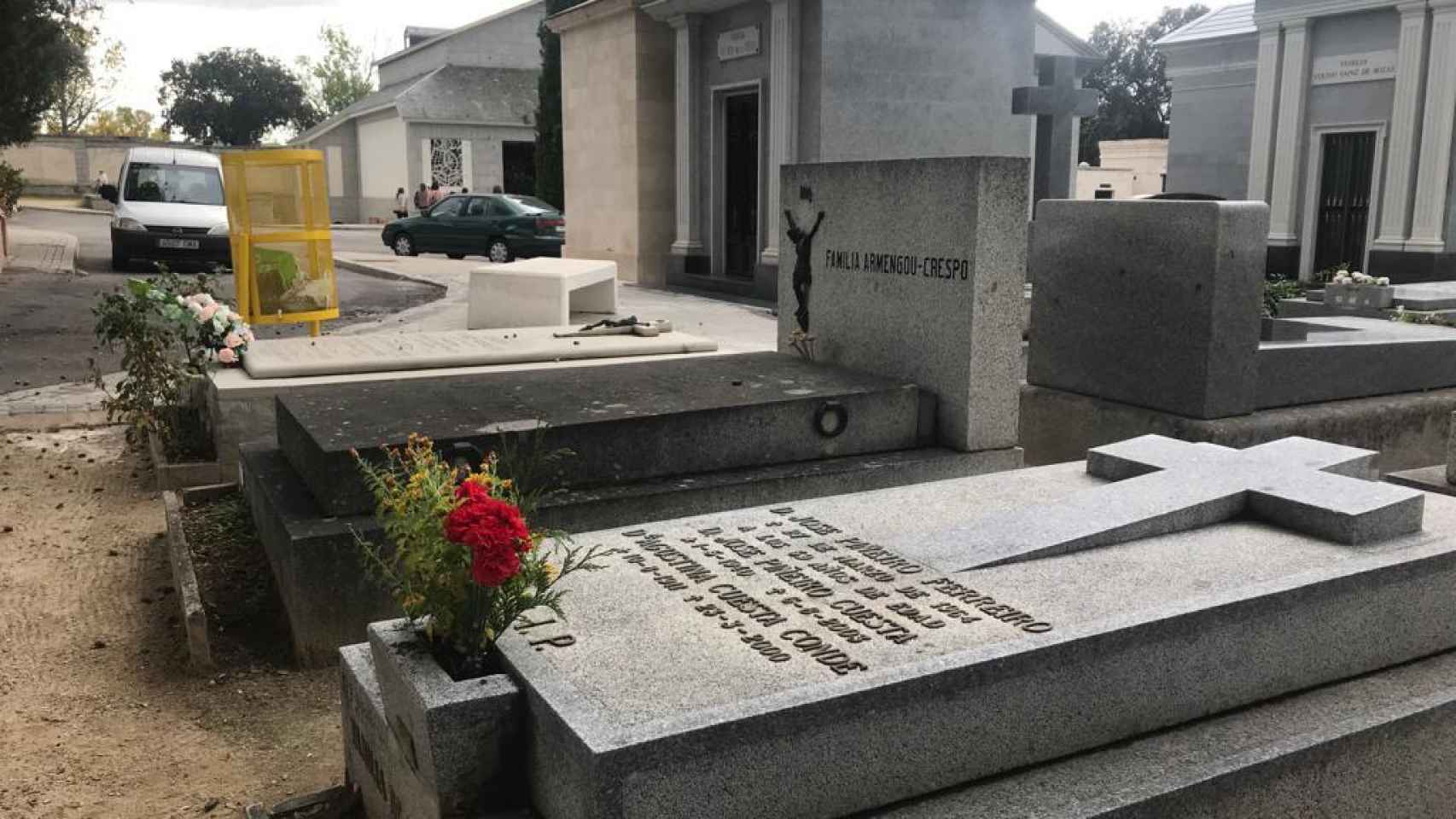 La tumba de José Piñeiro fue la primera que se levantó en el cementerio de Mingorrubio.