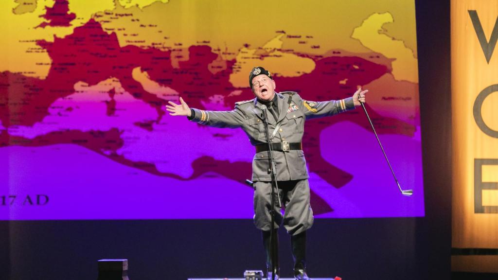 'Yo, Mussolini'.