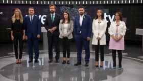 Los siete portavoces en el debate organizado por TVE, este viernes por la noche.