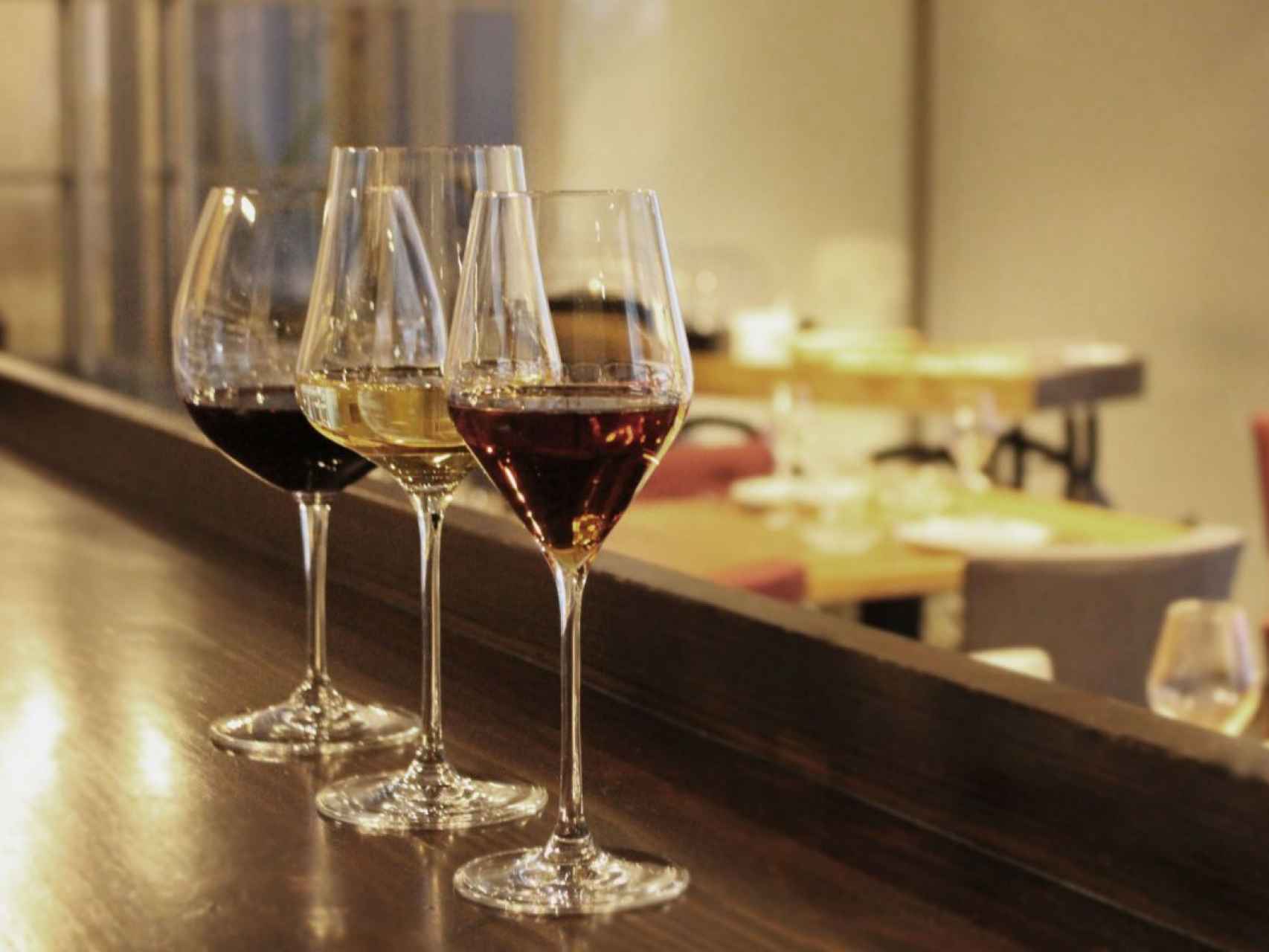 En Madrid se producen vinos tintos, blancos, rosados y espumosos.