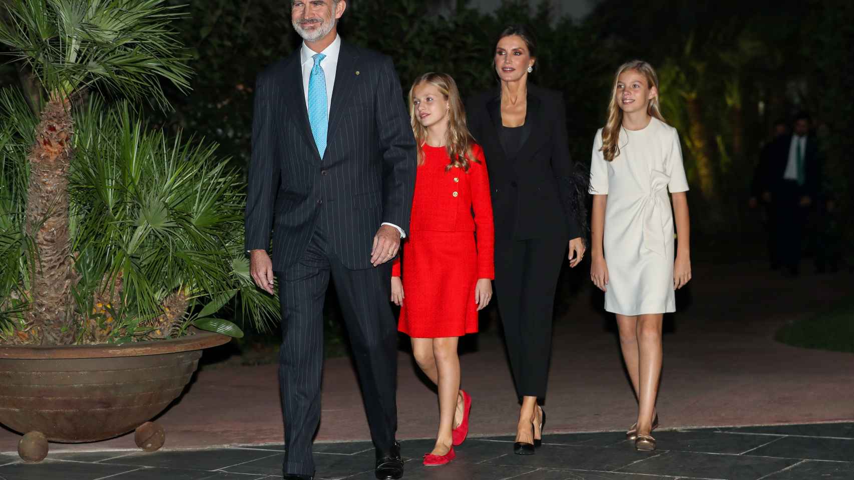 El rey Felipe, la rincesa Leonor, la reina Letizia y la infanta Sofía en Barcelona.