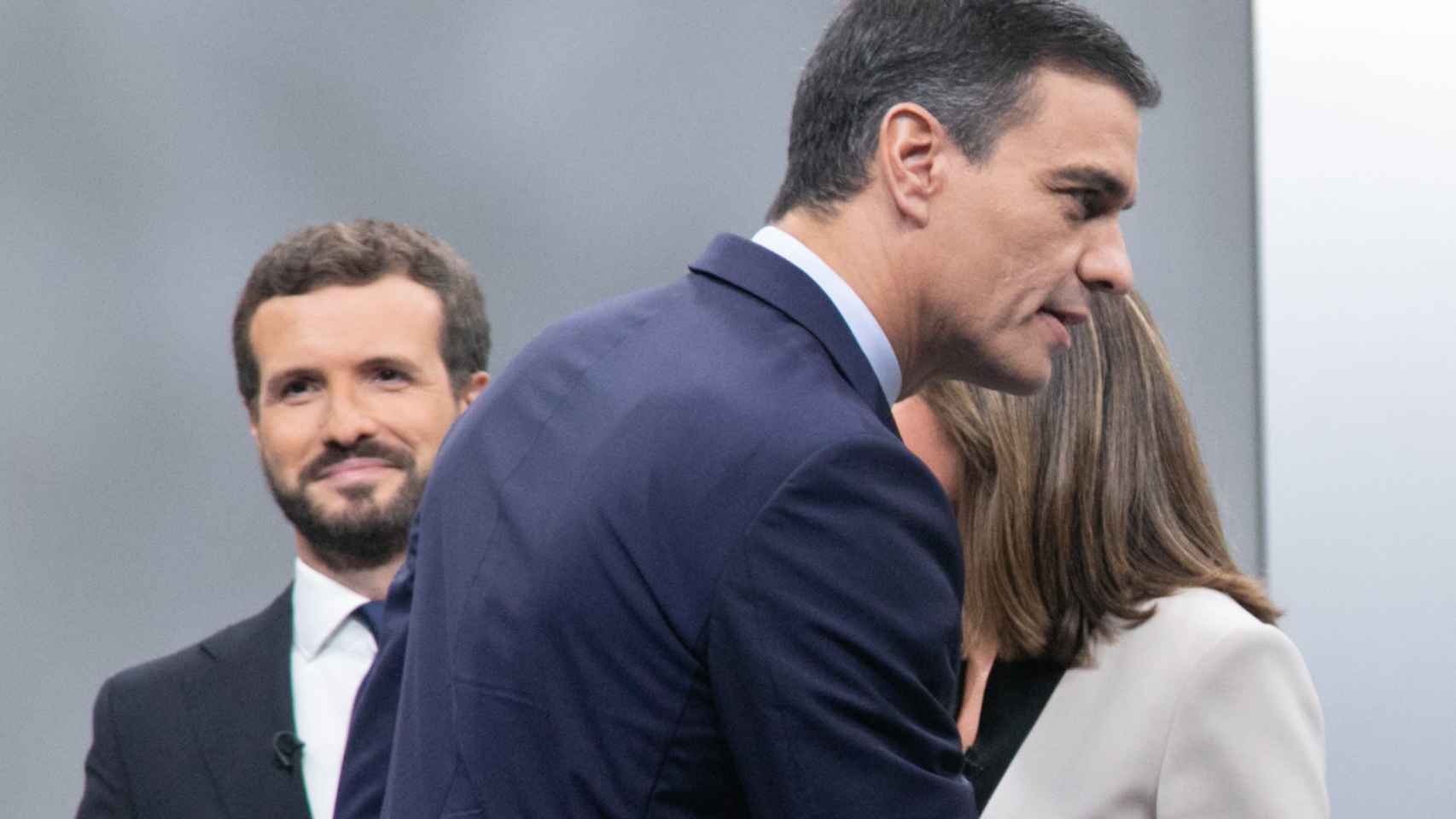 Pablo Casado y Pedro Sánchez, durante el debate del lunes.