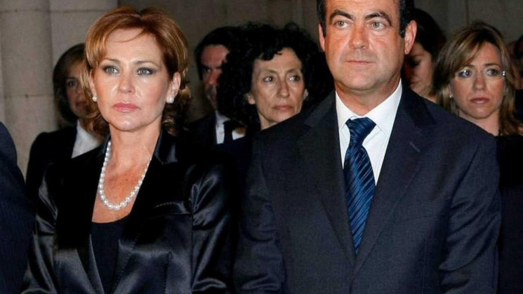 Ana Rodríguez y José Bono.