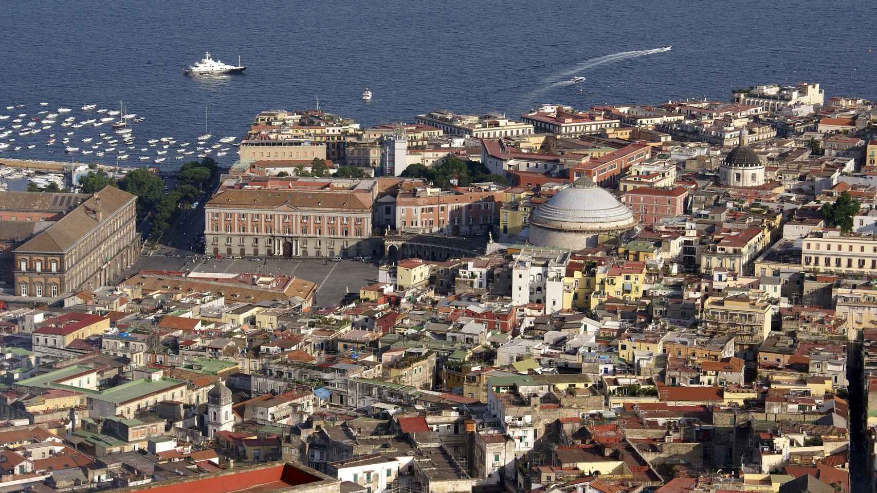 Vista aérea de Nápoles.