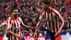 Correa y Morata celebra un gol del Atlético