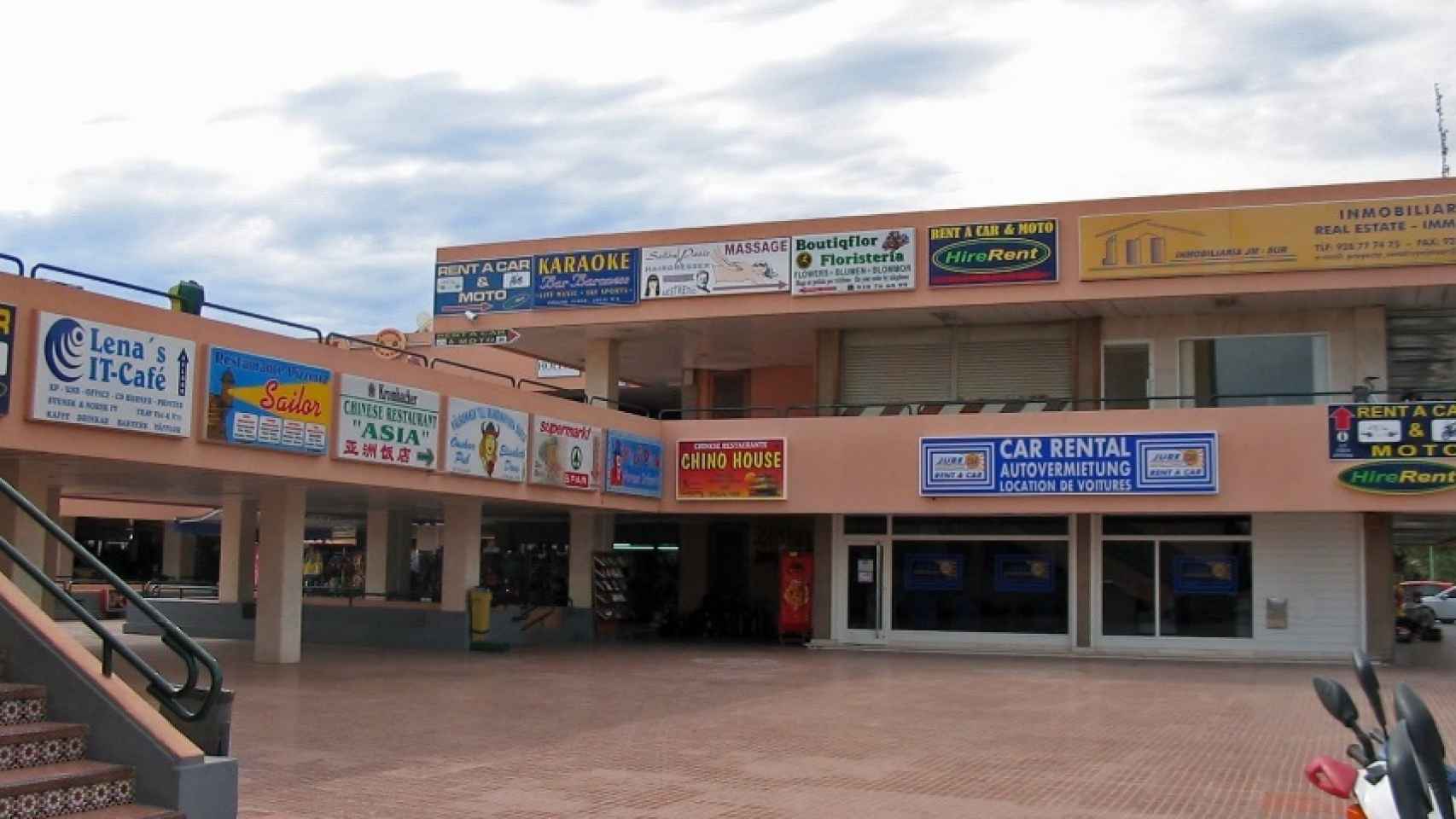 Otra imagen del Centro  Comercial San Agustín