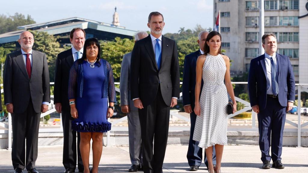 La reina Letizia y el rey Felipe han asistido este martes a su primer acto en La Habana.