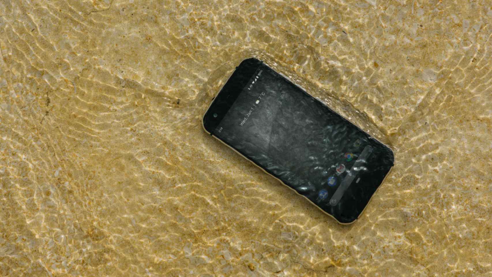 Cat S52, el móvil ultra resistente que presume de ser ligero y delgado