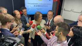 Reyes Maroto, ministra de Industria, Comercio y Turismo en funciones, atiende a los medios tras el 2º Foro de vehículo eléctrico, conectado y autónomo China-España.