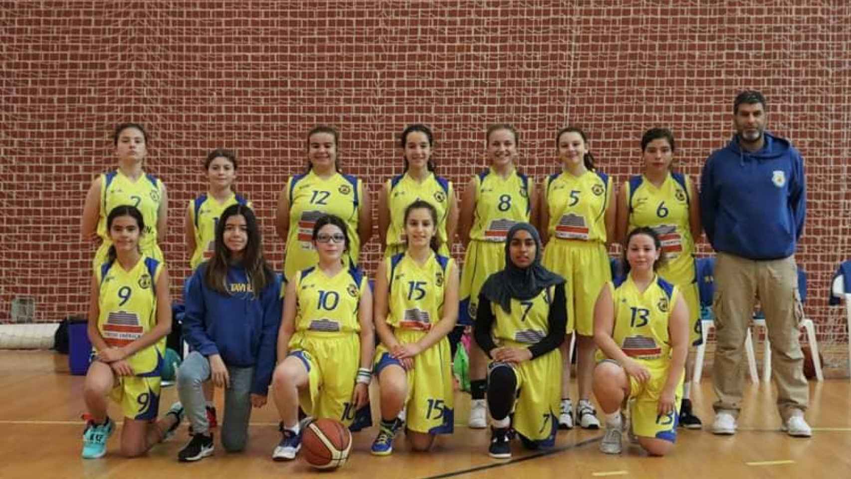 Equipo femenino de baloncesto del Tavira