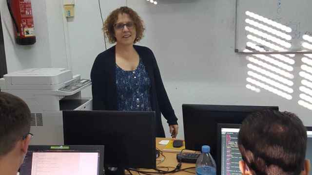 Inma (55) lleva trabajando en un instituto distinto de Andalucía desde 2008.