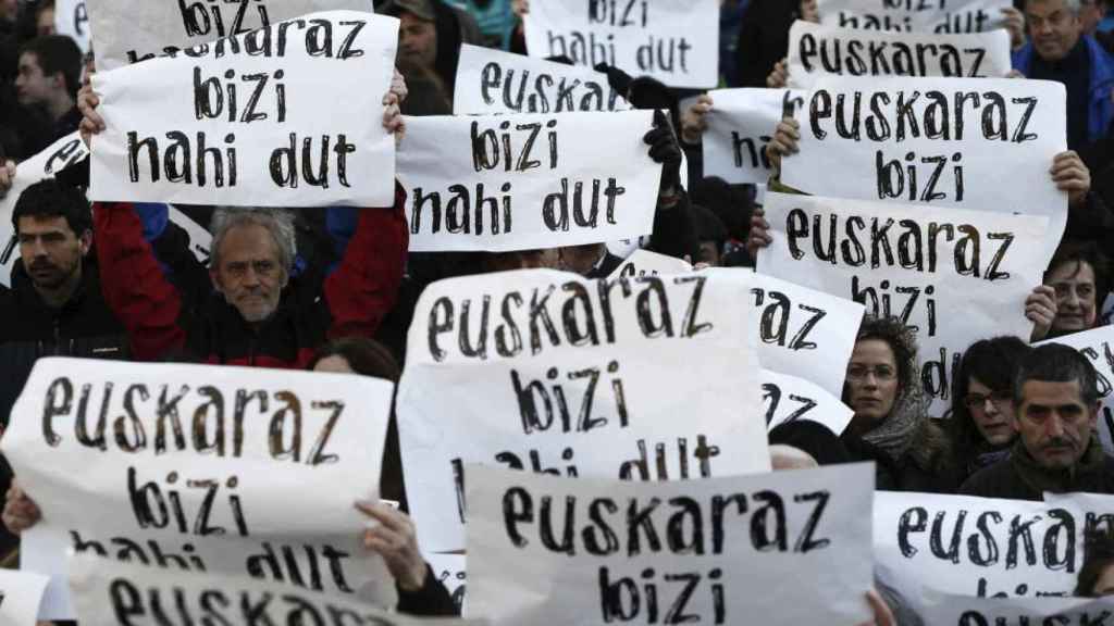 Manifestación para reivindicar el derecho a poder vivir en euskera (euskaraz bizi nahi dut).