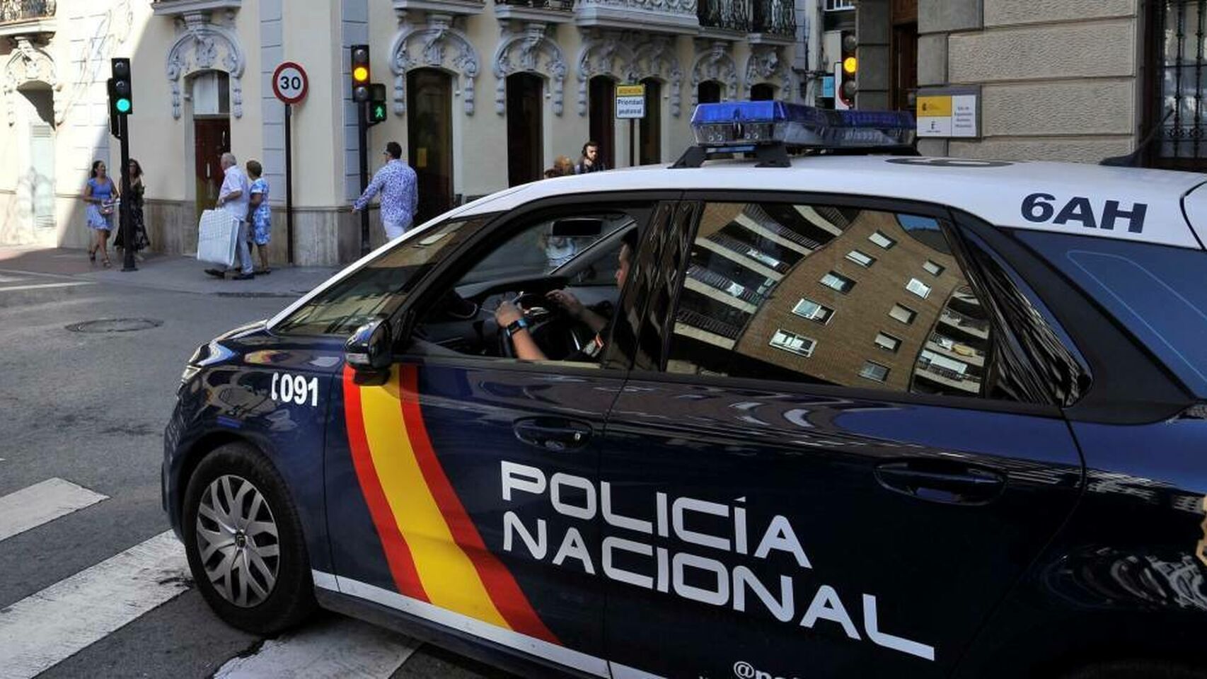 Hallan muerto a un taxista de 60 años con heridas de arma blanca en Alcalá de Henares