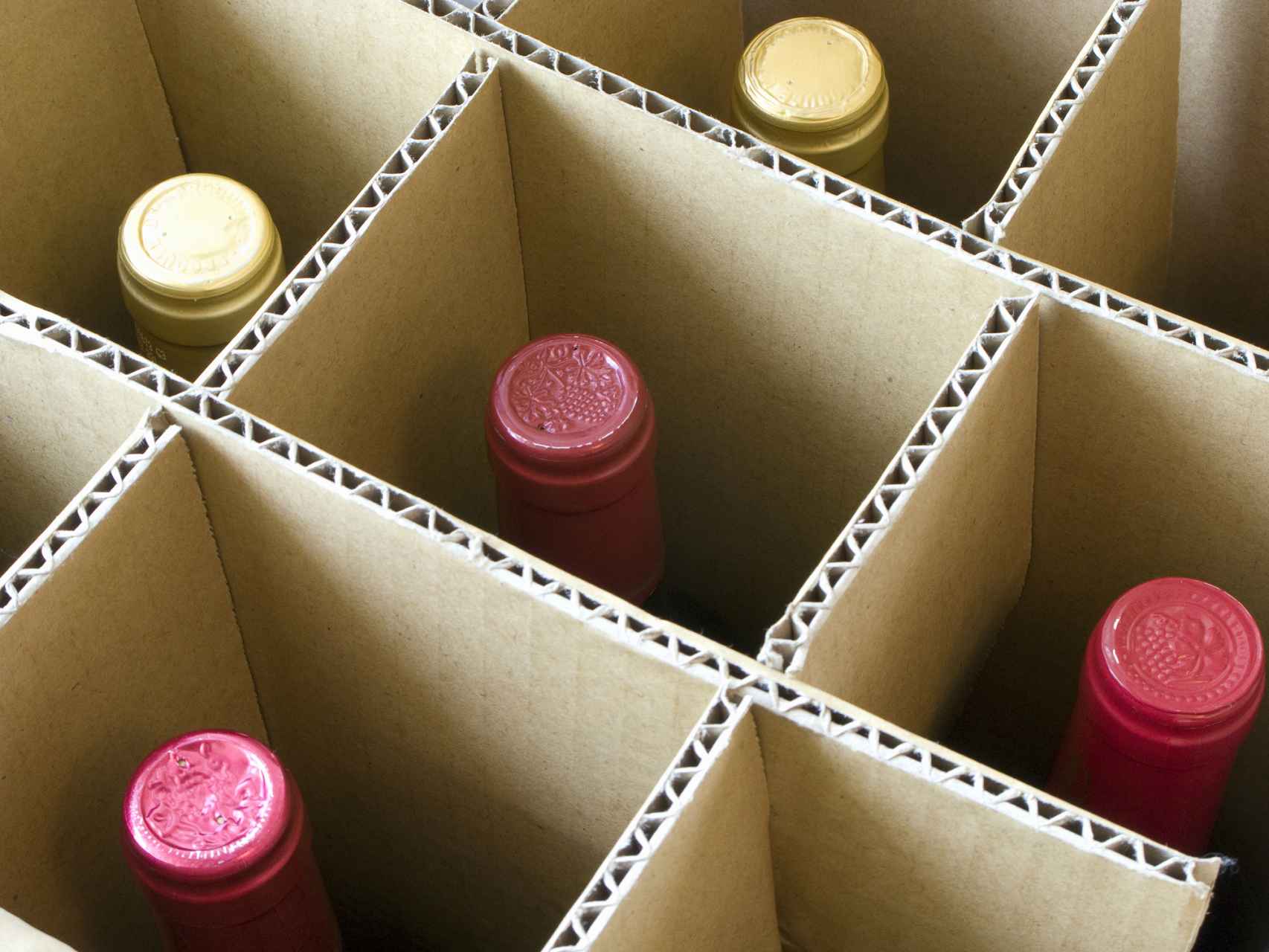 Las estafas en la venta de vino online están controladas.