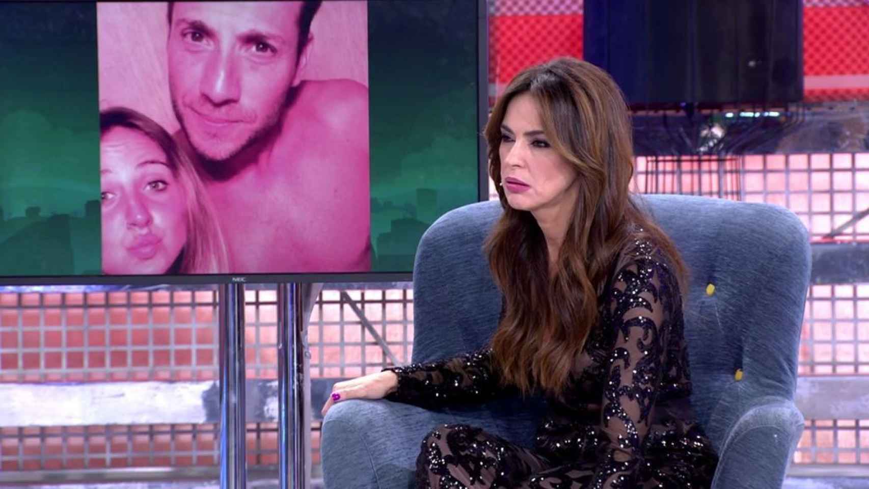 Olga Moreno ha defendido a Rocío Flores durante su entrevista en 'Sábado Deluxe'.