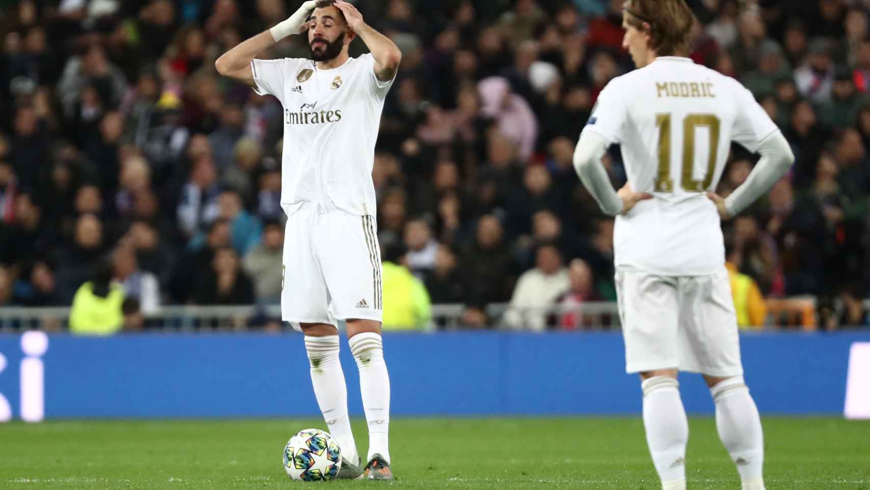 Benzema y Modric se lamentan tras el empate del PSG