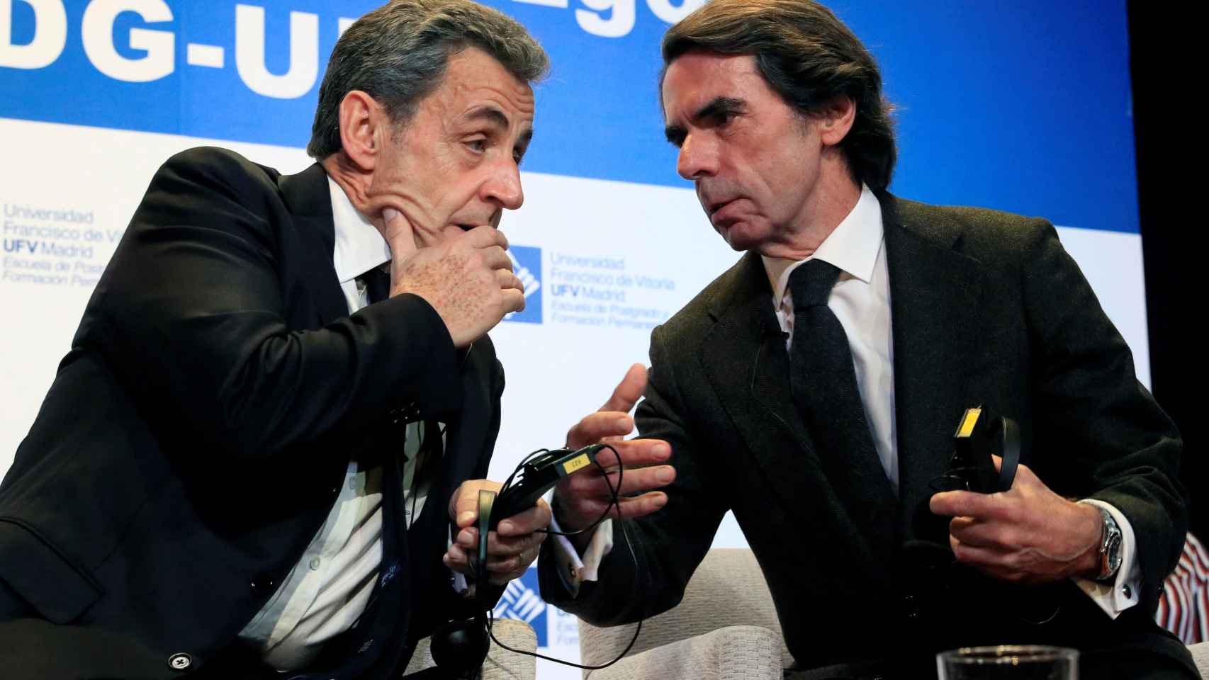 Nicolas Sarkozy y José María Aznar durante una conferencia en la Universidad Francisco de Vitoria.