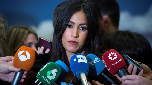 Begoña Villacís atiende a los medios en el Ayuntamiento de Madrid.