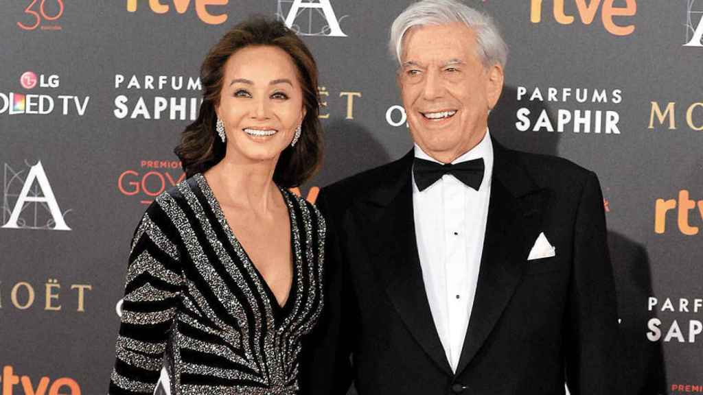 Isabel Preysler y Mario Vargas Llosa, en los premios Goya.