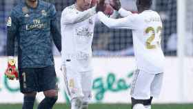 Areola, Sergio Ramos y Ferland Mendy celebran la victoria del Real Madrid