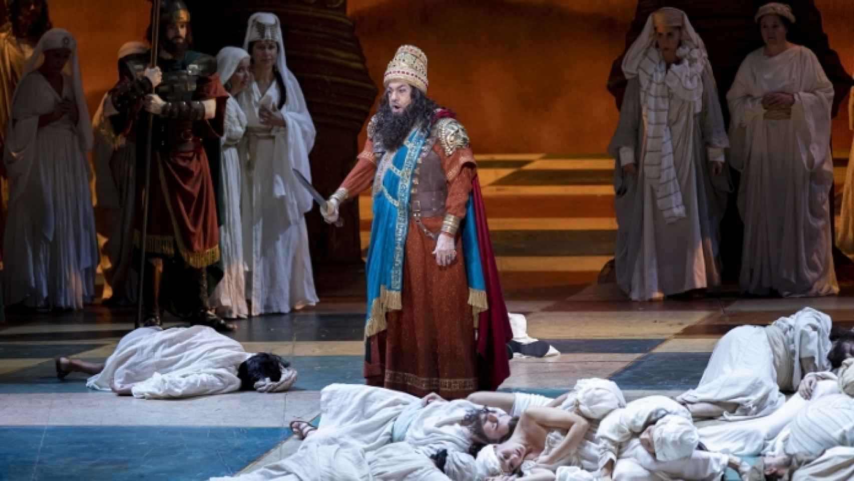 'Nabucco'. Foto: Miguel Lorenzo / Mikel Ponce / Les Arts