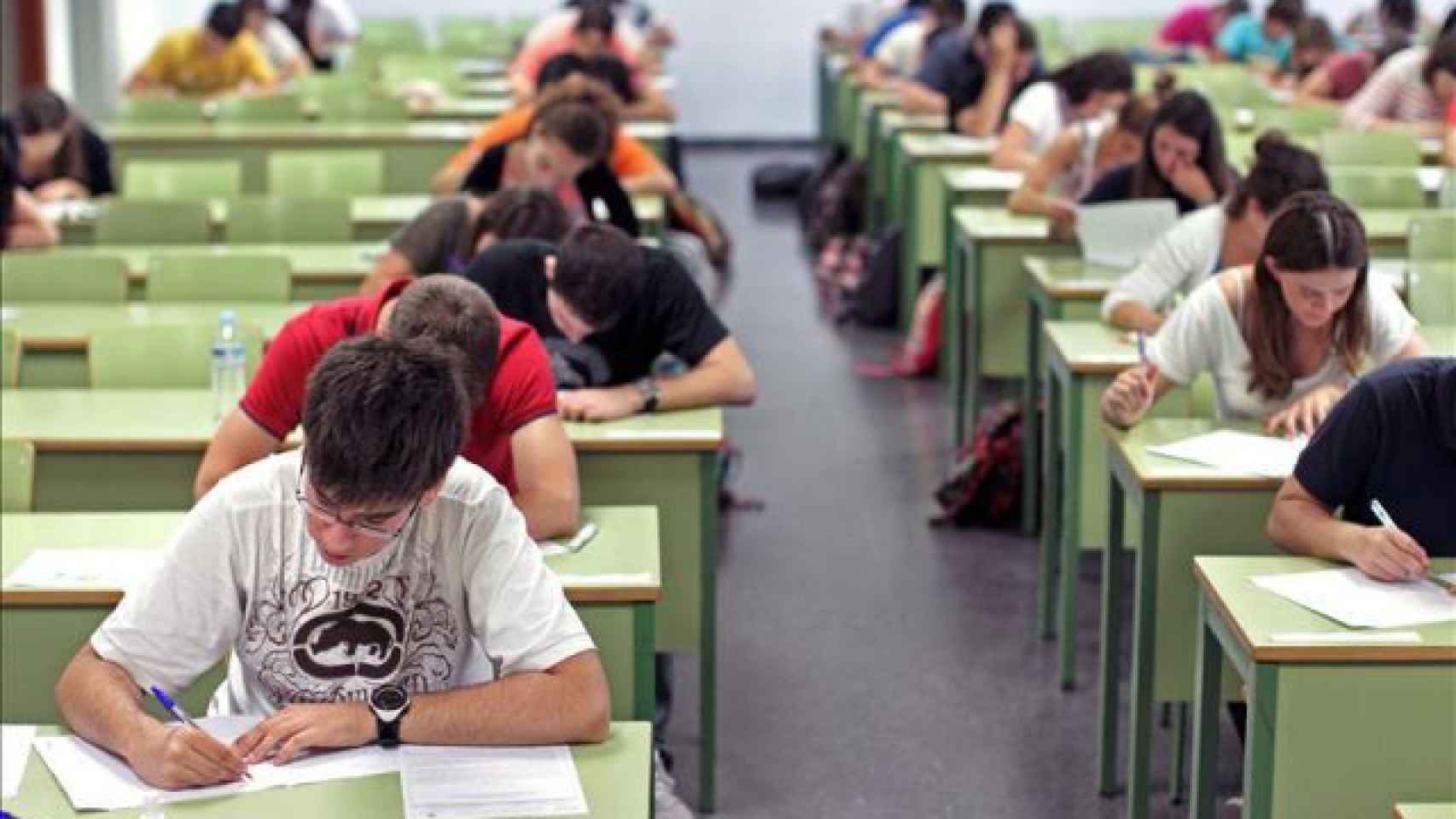 Informe Pisa: los alumnos de la 'ley Wert' todavía más a la cola de la OCDE en Matemáticas y Ciencias