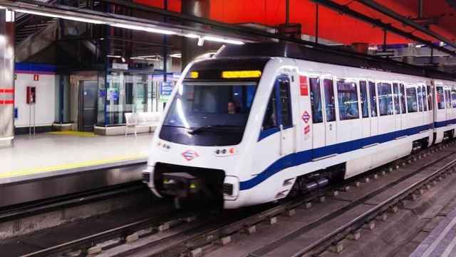 Huelga de Metro: circulan hasta un 24% más de trenes de los fijados por los servicios mínimos