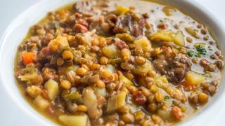 El superalimento de las abuelas en España que tiene más prebióticos que el kéfir y el yogur