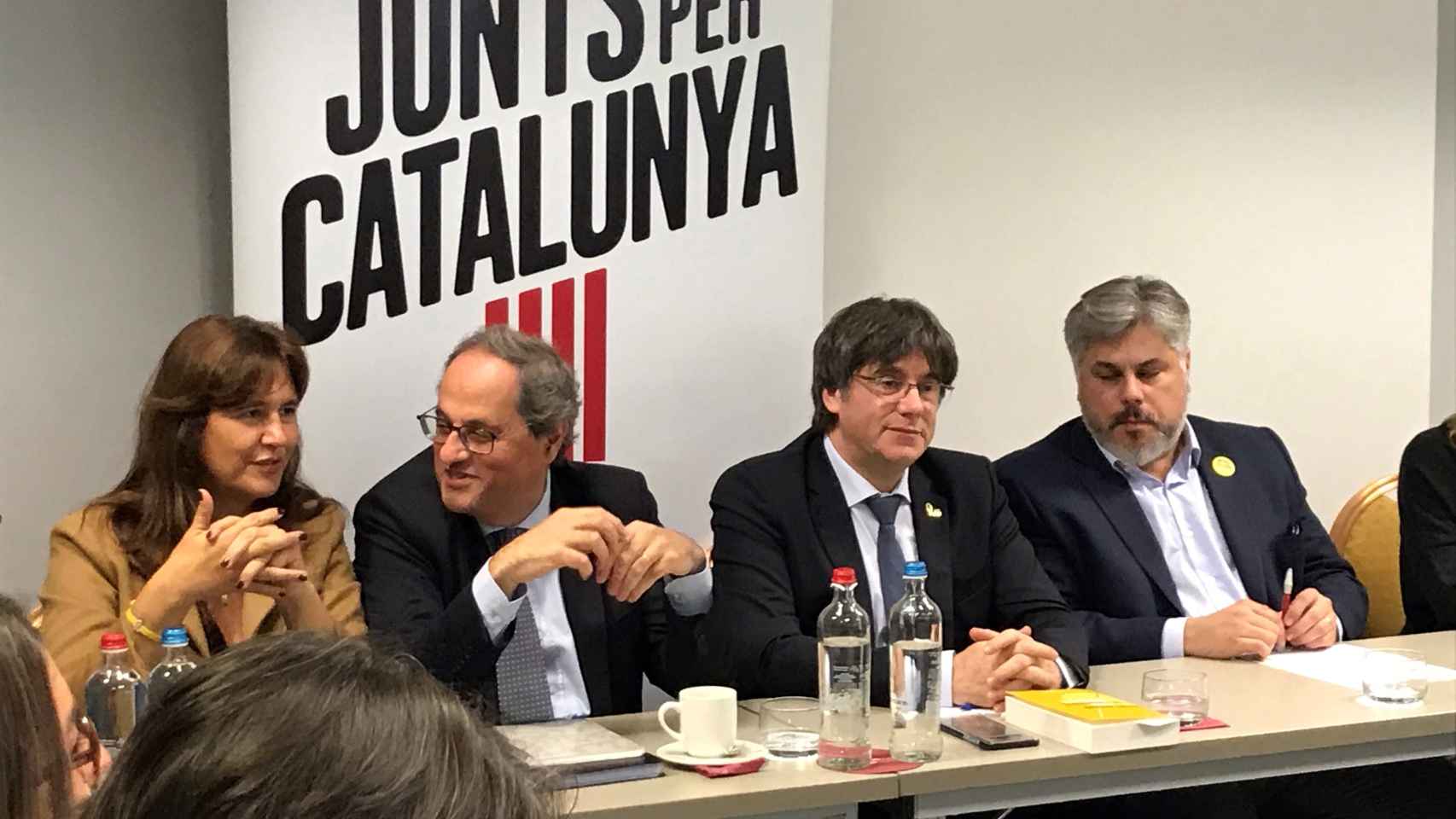 Carles Puigdemont y Quim Torra, durante la reunión de JxCat la semana pasada en Bruselas.