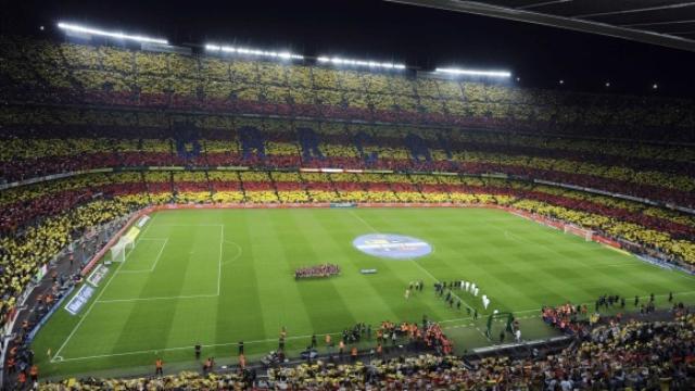 El Camp Nou, durante El Clásico entre Barcelona y Real Madrid