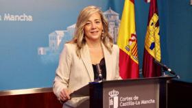 Lola Merino, portavoz parlamentaria del PP de Castilla-La Mancha, este miércoles en rueda de prensa en las Cortes