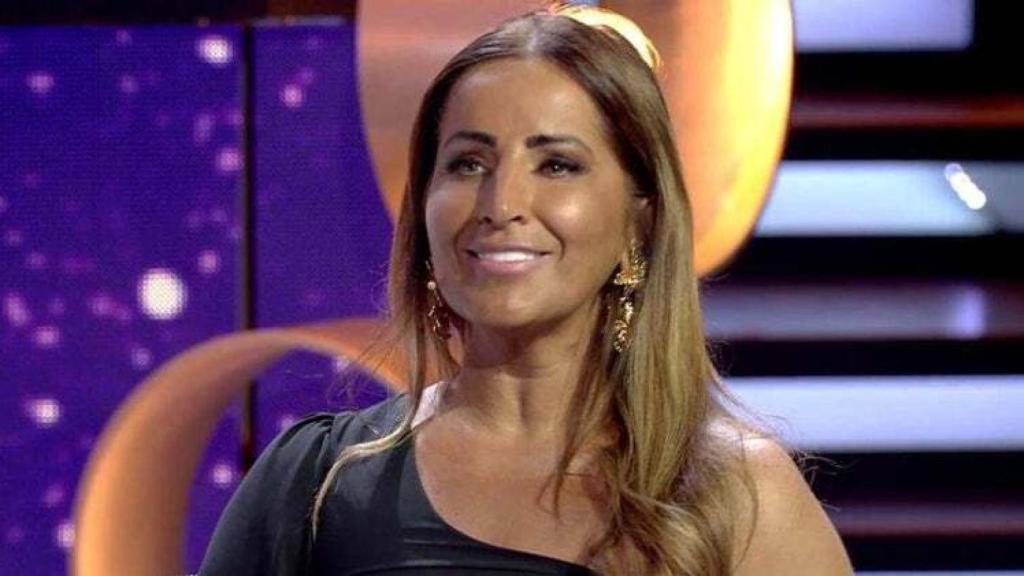 Raquel Salazar no ha aguantado la presión de defender a su hija en los platós.