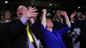 Nicola Sturgeon celebra su victoria en las elecciones.