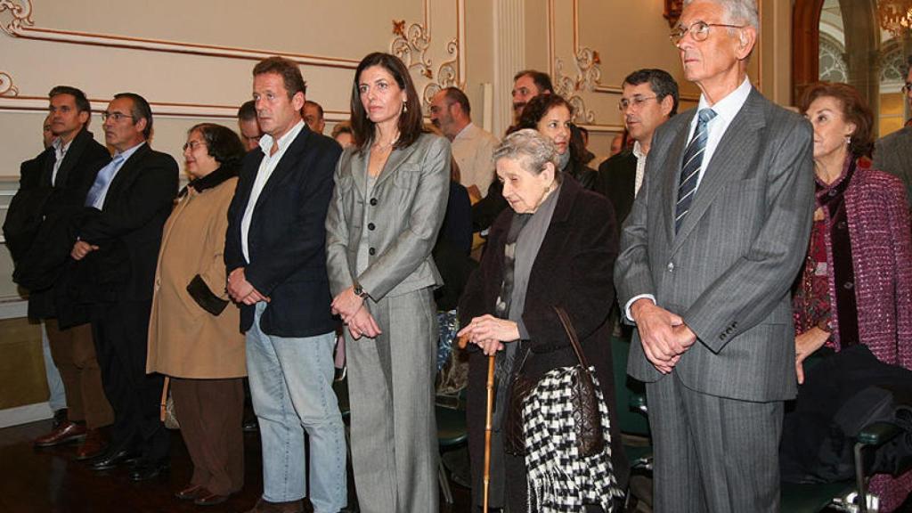 Mercedes Rajoy junto a su hermano Luis en una imagen de 2014.