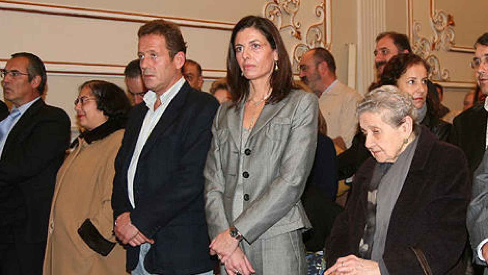 Mercedes Rajoy junto a su hermano Luis en una imagen de 2014.