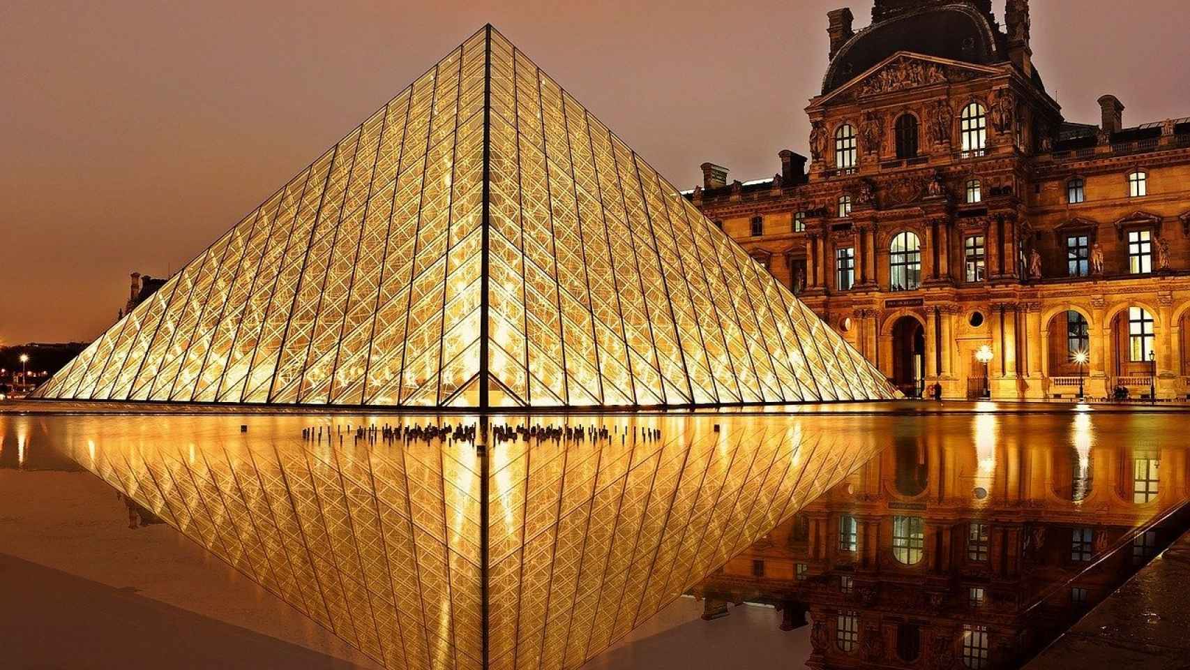 Museo del Louvre.