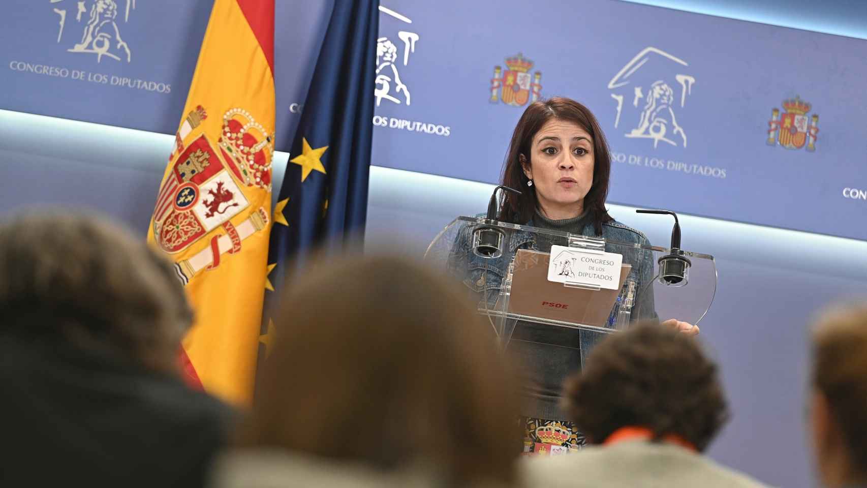 Adriana Lastra, durante una rueda de prensa