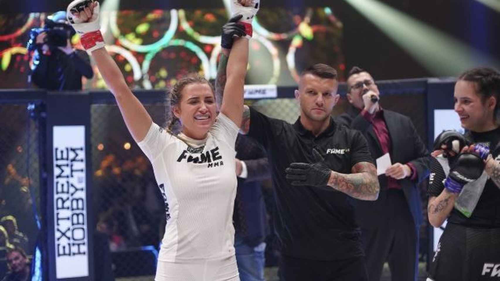 Georgia Harrison ganó a Ashley Marie en el combate de MMA