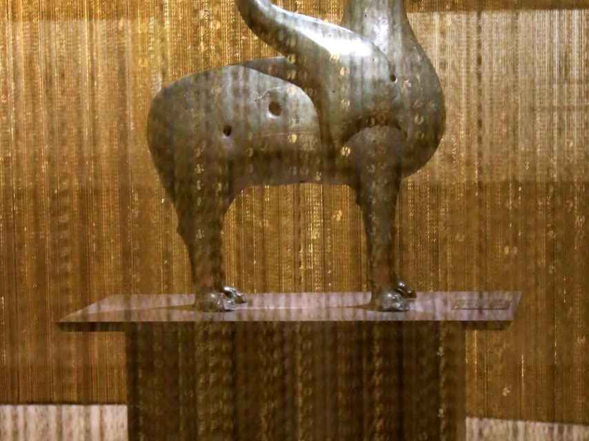 La exposición también cuenta con una réplica del Grifo de Pisa, la mayor escultura de bronce del Mediterráneo islámico medieval.
