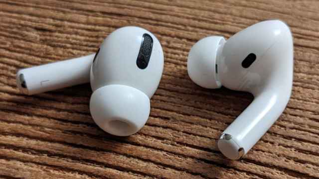 Spatial sound comes to AirPods Pro, and it can change how you listen to your iPhone or iPad