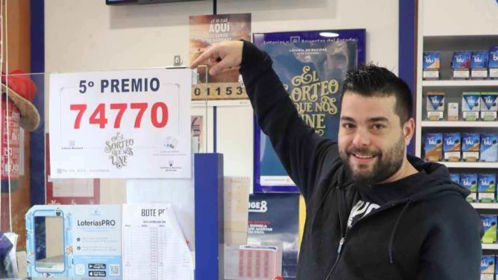 Solano Antelo de Guadalajara reparte dos décimos del 74.770, agraciado con un quinto premio